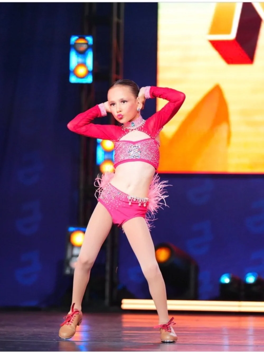 Glamour dance costume  Red feather rhinestone two piece